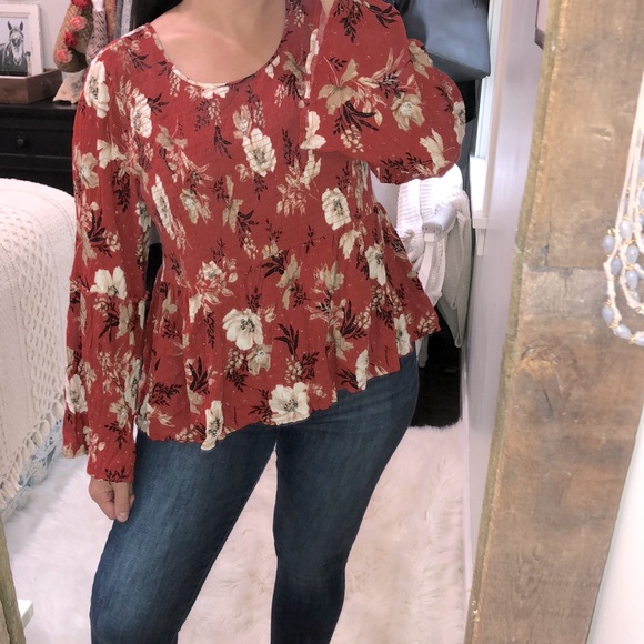 torrid Tops - Torrid size 3X gorgeous floral smocked boho top